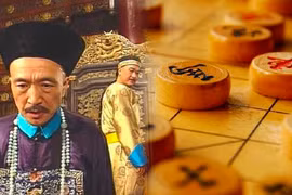 Chơi cờ thắng bị Càn Long đe dọa đòi lấy mạng