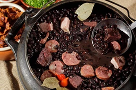 Ăn đậu đen nấu cùng loại thịt này để bổ thận