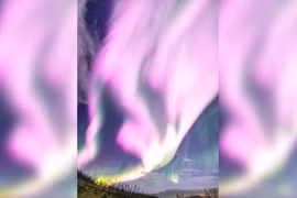 Bão Mặt trời phá vỡ lỗ hổng trong từ quyển của Trái đất