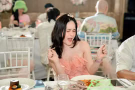 Chồng Đoàn Di Băng 'tố' vợ có sở thích kỳ lạ