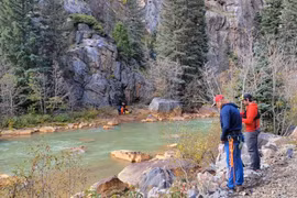 Tình cờ phát hiện người mất tích khi nhìn ra ngoài cửa sổ tàu