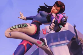Cô gái Thái Lan cosplay nhân vật D.Va của Overwatch đầy quyến rũ