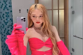 Bạn gái cũ Trịnh Thăng Bình mê váy cut-out màu nổi để tôn da trắng