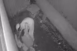 Truy tìm người đàn ông đổ xăng đốt nhà dân lúc nửa đêm ở Đà Nẵng