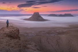 Giải mã “cánh diều sa mạc” trên cao nguyên Ustyurt