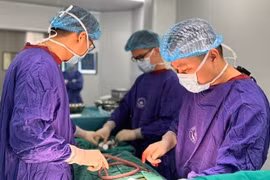 Chưa có loại filler nào đảm bảo tuyệt đối để nâng ngực