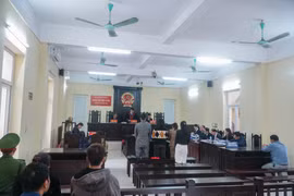 Vụ án Lừa đảo chiếm đoạt tài sản Bắc Kạn: Cả 3 bị cáo yêu cầu đổi KSV