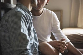 Báo động lây nhiễm HIV qua quan hệ tình dục đồng giới nam