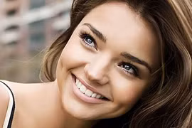 Video: Không ngờ người có má lúm đồng tiền lại có vận mệnh thế này