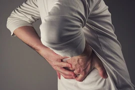 Video: Bác sĩ cảnh báo những thói quen gây ung thư thận