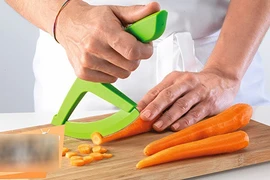 Video: 10 thiết bị công nghệ nhà bếp khiến các bà nội trợ kinh ngạc