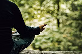 Video: Con người sống mệt mỏi, chính là vì nghĩ nhiều 