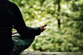 Video: Con người sống mệt mỏi, chính là vì nghĩ nhiều 