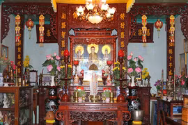 Video: Phong thuỷ bàn thờ cho tuổi Kỷ Hợi giúp gia chủ ăn nên làm ra