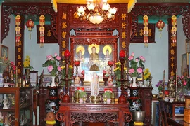 Video: Phong thuỷ bàn thờ cho tuổi Kỷ Hợi giúp gia chủ ăn nên làm ra