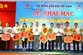 Phát hiện và tôn vinh những người thợ giỏi