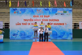 Number 1 tiếp sức VĐV chinh phục chặng 2 giải xe đạp truyền hình Bình Dương
