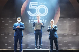 VietinBank tiếp tục vào Top 50 Công ty niêm yết tốt nhất Việt Nam 2021