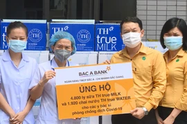 BAC A BANK ủng hộ 46 tỷ đồng vào Quỹ Vắc-xin phòng chống Covid-19