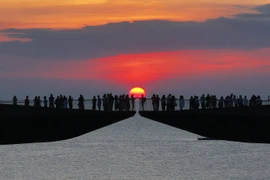 Số chuyến bay liên tục tăng, du lịch Phú Quốc tỏa sắc cuối năm