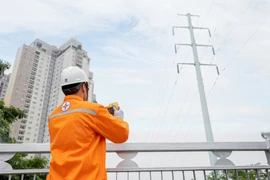 EVNHANOI đảm bảo điện dịp Lễ 30/4 và Quốc tế lao động 1/5