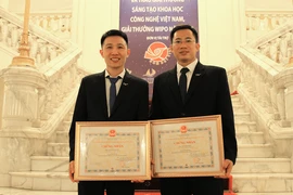 Kỹ sư Việt chế tạo RobotDelta công nghiệp tự động tiết kiệm hàng chục tỷ đồng