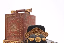 Mũ quan triều Nguyễn lập kỷ lục có giá cao gấp 1.000 lần