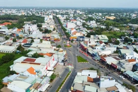 Trụ sở “hoành tráng” của các tỉnh sau sáp nhập… để làm gì? 