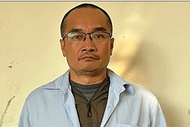 Chồng vay tiền chưa trả, vợ bị ghép ảnh lên trang “tình một đêm”