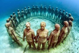 Chiêm ngưỡng 5 kỳ quan tuyệt đẹp "ẩn mình" nơi đại dương