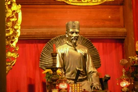 Tể tướng nào từng quỳ gối tạ tội bên giường thầy Chu Văn An?