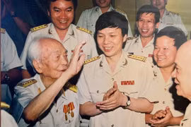 Đại tướng - Nhà báo Võ Nguyên Giáp: Ngòi bút chiến binh và chính nghĩa 