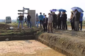 Khai quật khảo cổ Thành Nhà Hồ xuất lộ nhiều dấu tích quan trọng