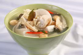 Ngao nấu nấm kim châm - món canh thanh mát hỗ trợ tăng cường sinh lý