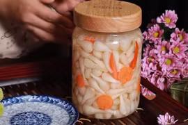 Ai nên hạn chế ăn củ kiệu?