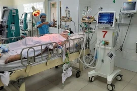 Phù chân, giãn tĩnh mạch, suy đa tạng... sau khi leo núi với cường độ cao