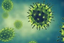 Bé gái 5 tuổi bị đông đặc phổi vì mắc... cúm A và sởi