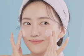 Nguyên tắc rửa mặt mùa đông giúp da không khô ráp