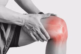 Suýt mất khả năng vận động vì... chủ quan chấn thương nhẹ khi chơi thể thao