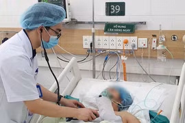 Tổn thương não, giảm thị lực vì... uống sản phẩm giảm cân mua trên mạng 