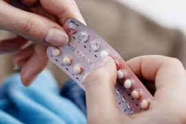 Cảnh báo lạm dụng thuốc tránh thai có thể gây huyết khối ở nữ giới 