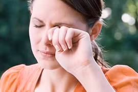 Tuyệt đối không chủ quan trước triệu chứng nhìn mờ bất thường 