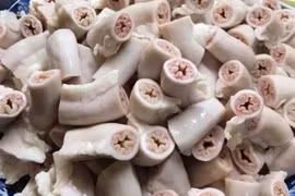 Ai nên hạn chế ăn "món khoái khẩu" lòng lợn?