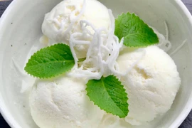 Bí quyết làm kem dừa dẻo mịn cho ngày hè thanh mát