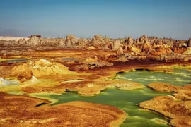 7 điểm đến kỳ lạ nhất thế giới