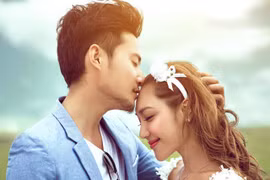 Phụ nữ hiện đại có nên ổn định sự nghiệp rồi mới sinh con?