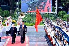 Tổng bí thư Nguyễn Phú Trọng đón ông Tập Cận Bình