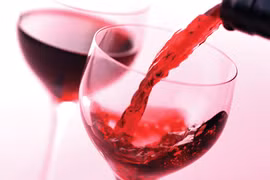Tác dụng tuyệt vời của rượu vang đỏ 