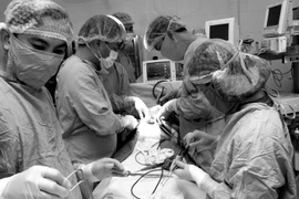 Nên ăn gì sau khi cắt túi mật?