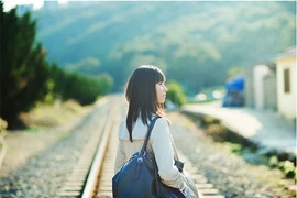 Tôi làm ngơ chồng cặp bồ... anh ấy vẫn ly hôn